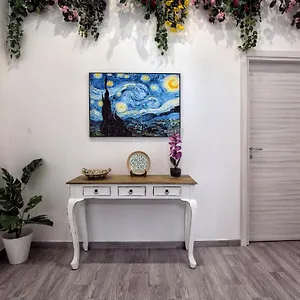 Bed & Breakfast Garden House: And For Holidays, Palermo