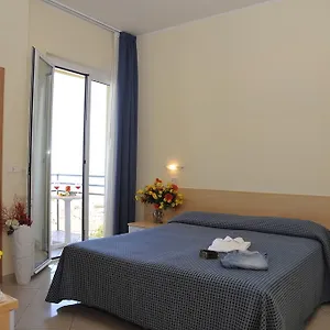 https://hotel-fantasy.emilia-romagnahotels.net